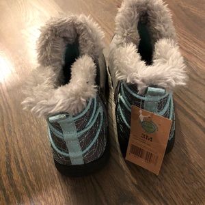 Lightweight boots for girl!